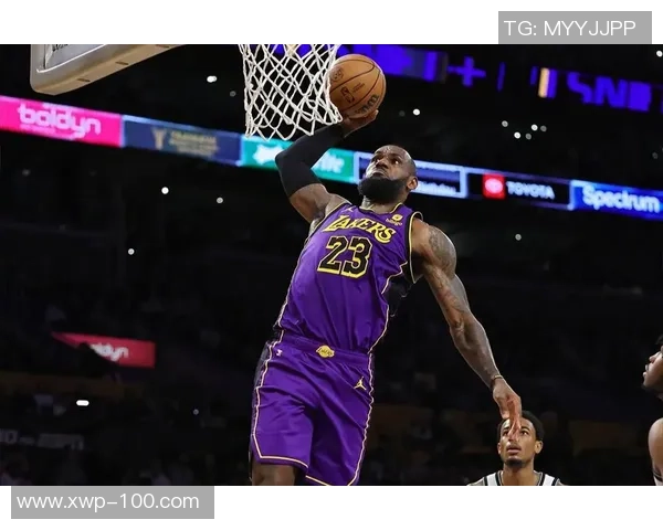 湖人对阵篮网精彩对决腾讯体育全程直播赛况分析与球员表现解读 湖人对阵篮网精彩对决腾讯体育全程直播赛况分析与球员表现解读